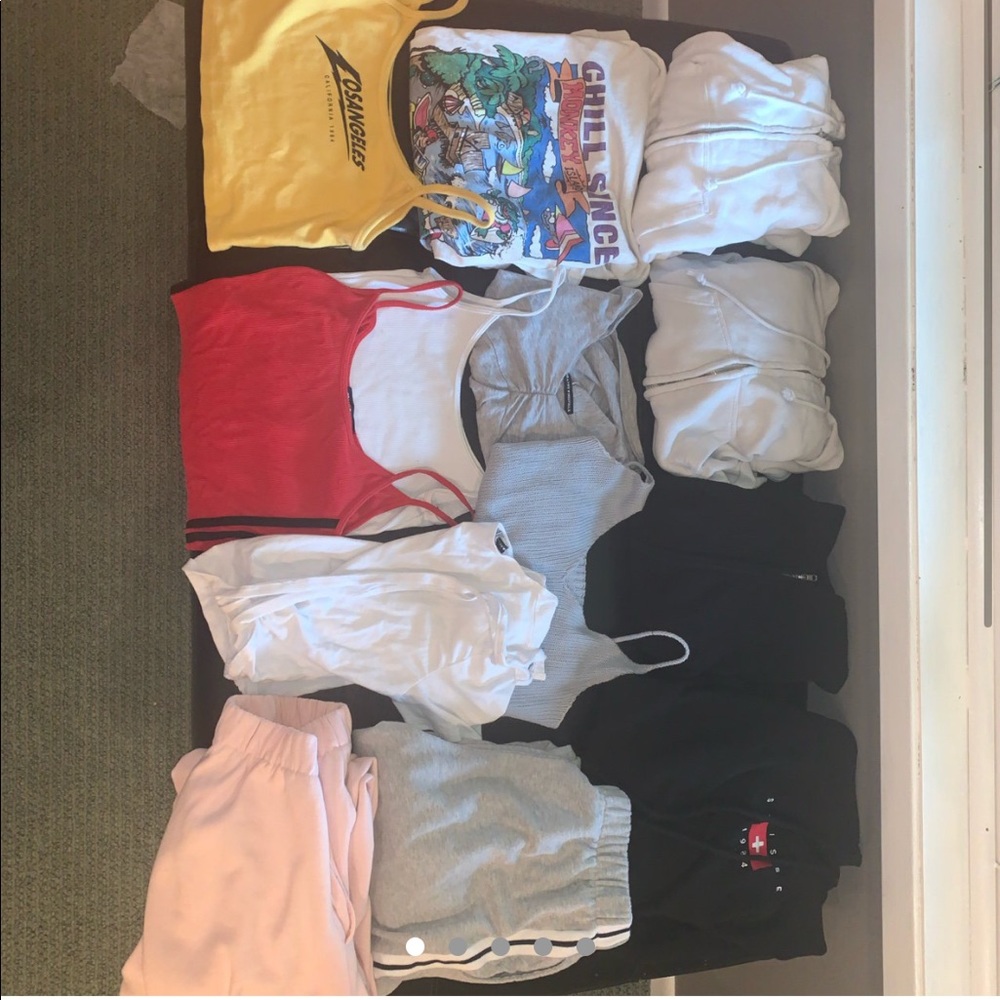 BRANDY MELVILLE COLLECTION